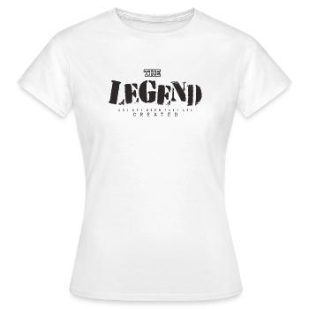 Les légendes sont immortelles sur les vêtements - T-shirt Femme - blanc - Devant - AI Model Female 172 dark (172cm)