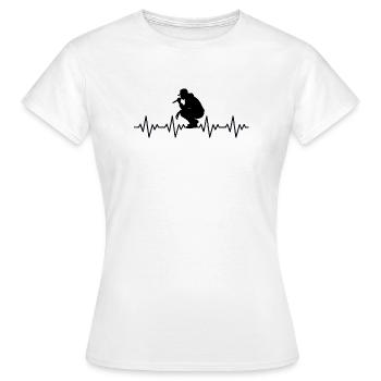 Rapper rappen MC Microphone Checker EKG Herzschlag - Frauen T-Shirt - Weiß - Vorne - AI Model Female 172 dark (172cm)