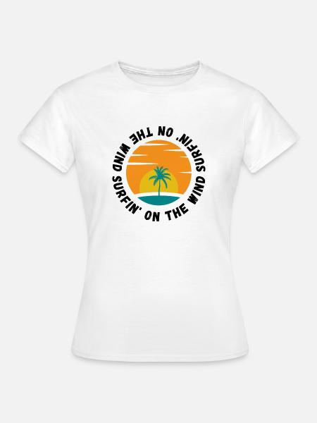 Surfen im Wind - Frauen T-Shirt - Weiß