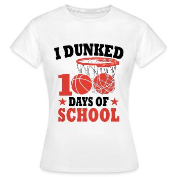 100 jours d'école Basket Cadeau Pour Enfants - T-shirt Femme - blanc - Devant - AI Model Female 172 dark (172cm)