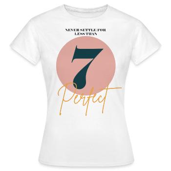 Sieben perfekt - Frauen T-Shirt - Weiß - Vorne - AI Model Female 172 dark (172cm)