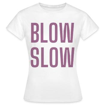 langsames pusten - Frauen T-Shirt - Weiß - Vorne - AI Model Female 172 dark (172cm)