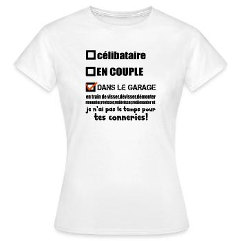 dans le garage - T-shirt Femme - blanc - Devant - AI Model Female 172 dark (172cm)