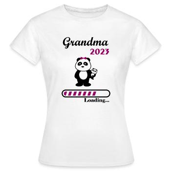 Grandma in 2023, future grandmother, grandma, baby - Women's T-Shirt - white - Front - AI Model Female 172 dark (172cm)