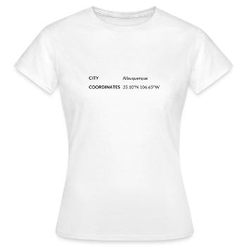 Albuquerque New Mexico USA Koordinaten - Frauen T-Shirt - Weiß - Vorne - AI Model Female 172 dark (172cm)