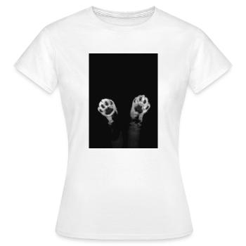 20210915 scannen 0002 - Frauen T-Shirt - Weiß - Vorne - AI Model Female 172 dark (172cm)