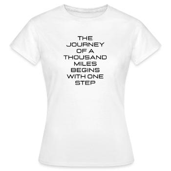 Le voyage de mille kilomètres - T-shirt Femme - blanc - Devant - AI Model Female 172 dark (172cm)