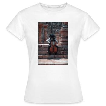 Kosmischer Astronaut spielt Cello - Frauen T-Shirt - Weiß - Vorne - AI Model Female 172 dark (172cm)
