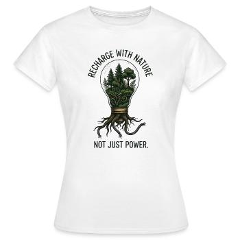 Öko-Surrealismus: Aufladen mit Naturglühbirne - Frauen T-Shirt - Weiß - Vorne - AI Model Female 172 dark (172cm)