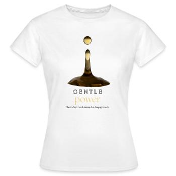 Sanfter Power-Minimalismus Zitatdesign - Frauen T-Shirt - Weiß - Vorne - AI Model Female 172 dark (172cm)