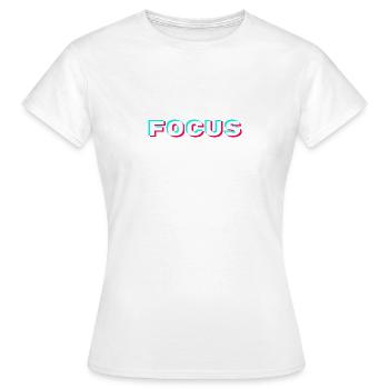 Fokus Typografie mit elektronischem Welleneffekt - Frauen T-Shirt - Weiß - Vorne - AI Model Female 172 dark (172cm)
