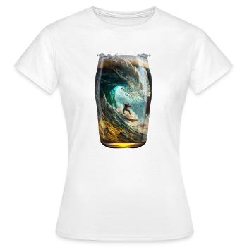 Surfen im Bierglas - Frauen T-Shirt - Weiß - Vorne - AI Model Female 172 dark (172cm)