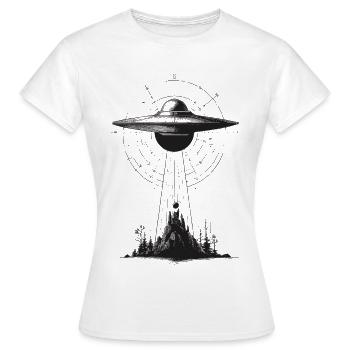 UAP-Landung über Wald - Frauen T-Shirt - Weiß - Vorne - AI Model Female 172 dark (172cm)