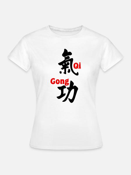 QI-Gong-Schrift mit Text in roter Vertikale - Frauen T-Shirt - Weiß