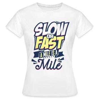 Coureurs de marathon - T-shirt Femme - blanc - Devant - AI Model Female 172 dark (172cm)