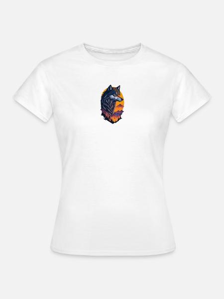 Wolf in den Bergen - Frauen T-Shirt - Weiß