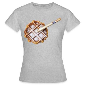 C0KE AUF LAGER - Belgien - Frauen T-Shirt - Grau meliert - Vorne - AI Model Female 172 dark (172cm)