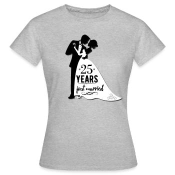 25 ans nouvellement marié! - T-shirt Femme - gris chiné - Devant - AI Model Female 172 dark (172cm)