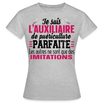 Auxiliaire de puériculture Puéricultrice Métier - T-shirt Femme - gris chiné - Devant - AI Model Female 172 dark (172cm)