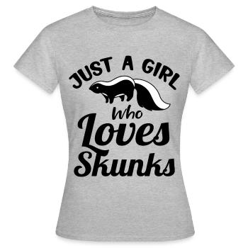 Juste une fille qui aime les mouffettes - T-shirt Femme - gris chiné - Devant - AI Model Female 172 dark (172cm)