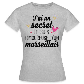 Marseillais Marseille Femme Cadeau Amour Humour - T-shirt Femme - gris chiné - Devant - AI Model Female 172 dark (172cm)