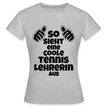 So sieht eine coole Tennislehrerin aus Tennis - Frauen T-Shirt - Grau meliert - Vorne - AI Model Female 172 dark (172cm)