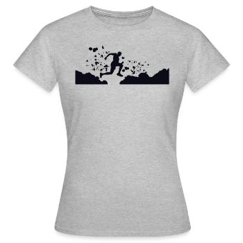 Trail Runner Cross Trail Bergläufer - Frauen T-Shirt - Grau meliert - Vorne - AI Model Female 172 dark (172cm)