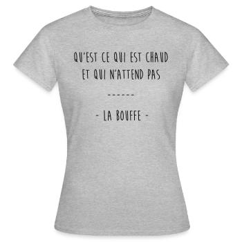 qu'est ce qui est chaud & qui n'attend pas la bouf - T-shirt Femme - gris chiné - Devant - AI Model Female 172 dark (172cm)