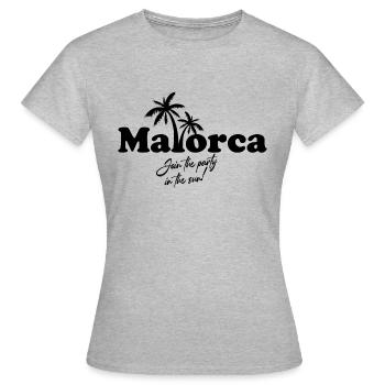 Mallorca – Join The Party In The Sun! - Women's T-Shirt - heather grey - Front - AI Model Female 172 dark (172cm)