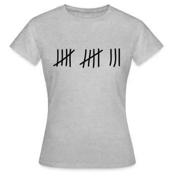 tage_zaehlen_13 - Frauen T-Shirt - Grau meliert - Vorne - AI Model Female 172 dark (172cm)