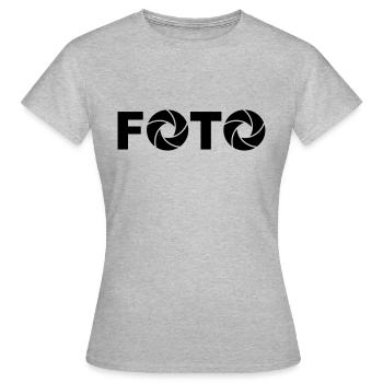 foto - Frauen T-Shirt - Grau meliert - Vorne - AI Model Female 172 dark (172cm)