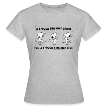 Peanuts Design Snoopy Geburtstagstanz Mädchen - Frauen T-Shirt - Grau meliert - Vorne - AI Model Female 172 dark (172cm)