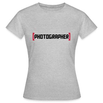 Photographer - Frauen T-Shirt - Grau meliert - Vorne - AI Model Female 172 dark (172cm)