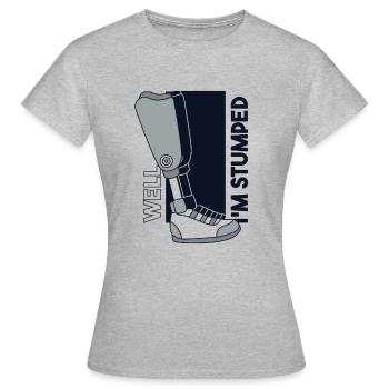 Nun, ich bin ratlos, Prothese, Fußbenutzer, Bein, - Frauen T-Shirt - Grau meliert - Vorne - AI Model Female 172 dark (172cm)