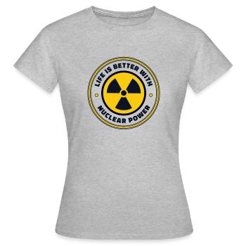 La vie est meilleure avec l’énergie nucléaire Uranium - T-shirt Femme - gris chiné - Devant - AI Model Female 172 dark (172cm)