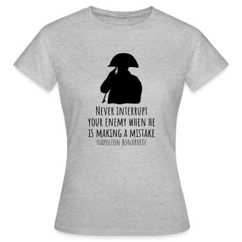 Napoleon Bonaparte sagt - Frauen T-Shirt - Grau meliert - Vorne - AI Model Female 172 dark (172cm)