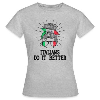 Italienerin Italien Lustiger Spruch Geschenkidee - Frauen T-Shirt - Grau meliert - Vorne - AI Model Female 172 dark (172cm)