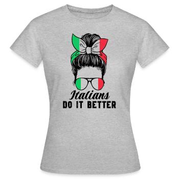 Italienerin Italien Lustiger Spruch Geschenkidee - Frauen T-Shirt - Grau meliert - Vorne - AI Model Female 172 dark (172cm)