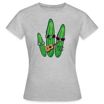 Trio de concombre,Concombre,Concombre,Concombre,Lunettes de soleil, - T-shirt Femme - gris chiné - Devant - AI Model Female 172 dark (172cm)