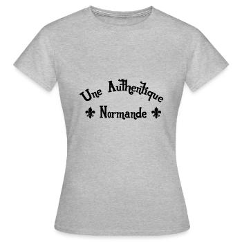 Une Authentique Normande - T-shirt Femme - gris chiné - Devant - AI Model Female 172 dark (172cm)