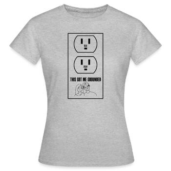 Socket Jokes Grounded Strict Parents Puns - Women's T-Shirt - heather grey - Front - AI Model Female 172 dark (172cm)