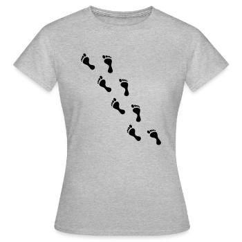 empreinte de pied - T-shirt Femme - gris chiné - Devant - AI Model Female 172 dark (172cm)
