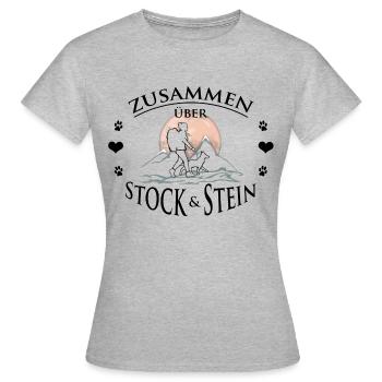 Frau Hund zusammen wandern - Frauen T-Shirt - Grau meliert - Vorne - AI Model Female 172 dark (172cm)