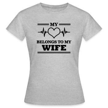 My heart belongs to my wife - Women's T-Shirt - heather grey - Front - AI Model Female 172 dark (172cm)