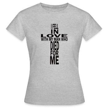 Werd verliefd op man die voor mij stierf Christian - Vrouwen T-shirt - grijs gemêleerd - Voor - AI Model Female 172 dark (172cm)