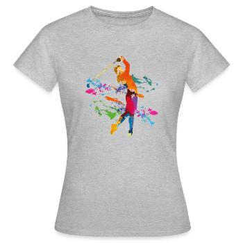 Golfspielerin beim Abschlag - Frauen T-Shirt - Grau meliert - Vorne - AI Model Female 172 dark (172cm)