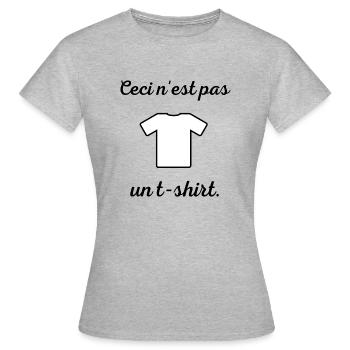 Ceci n est pas un t-shirt - T-shirt Femme - gris chiné - Devant - AI Model Female 172 dark (172cm)