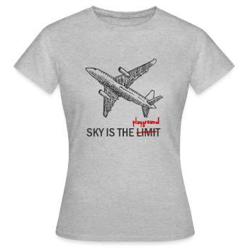 Pilote : Le ciel est la limite ou le terrain de jeu - T-shirt Femme - gris chiné - Devant - AI Model Female 172 dark (172cm)