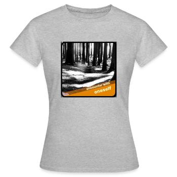 Rencontre avec soi-même | Rencontre avec soi-même - T-shirt Femme - gris chiné - Devant - AI Model Female 172 dark (172cm)