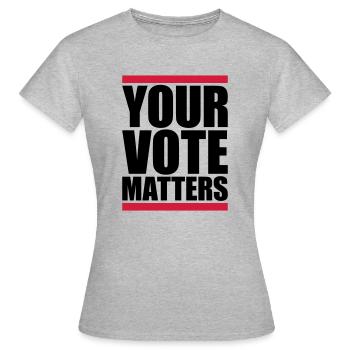 votre vote compte citation - T-shirt Femme - gris chiné - Devant - AI Model Female 172 dark (172cm)